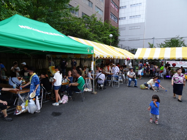 テントのおかげで過ごしやす〜い