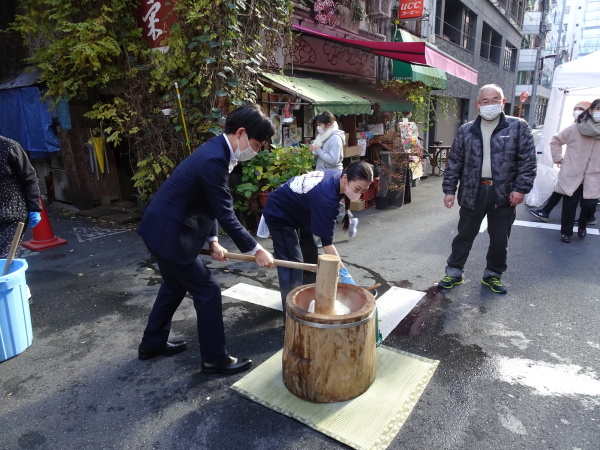 樋口区長