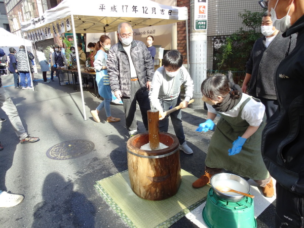 子供たちも上手についています