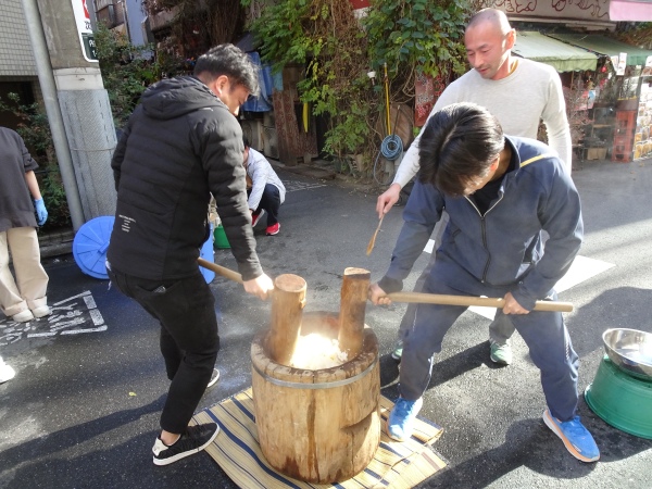 見た目以上に大変な作業