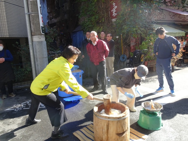 山田衆議院議員にも行っていただきました